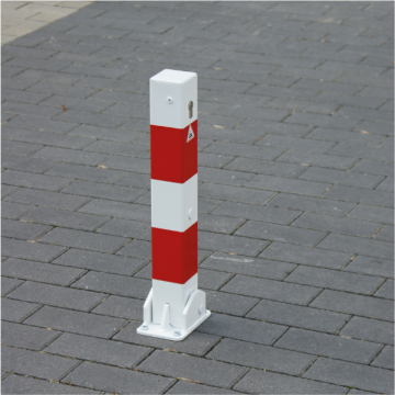 Neerklapbare paal 70x70 x hoogte 500 mm wit rood met cilinderslot omgeving